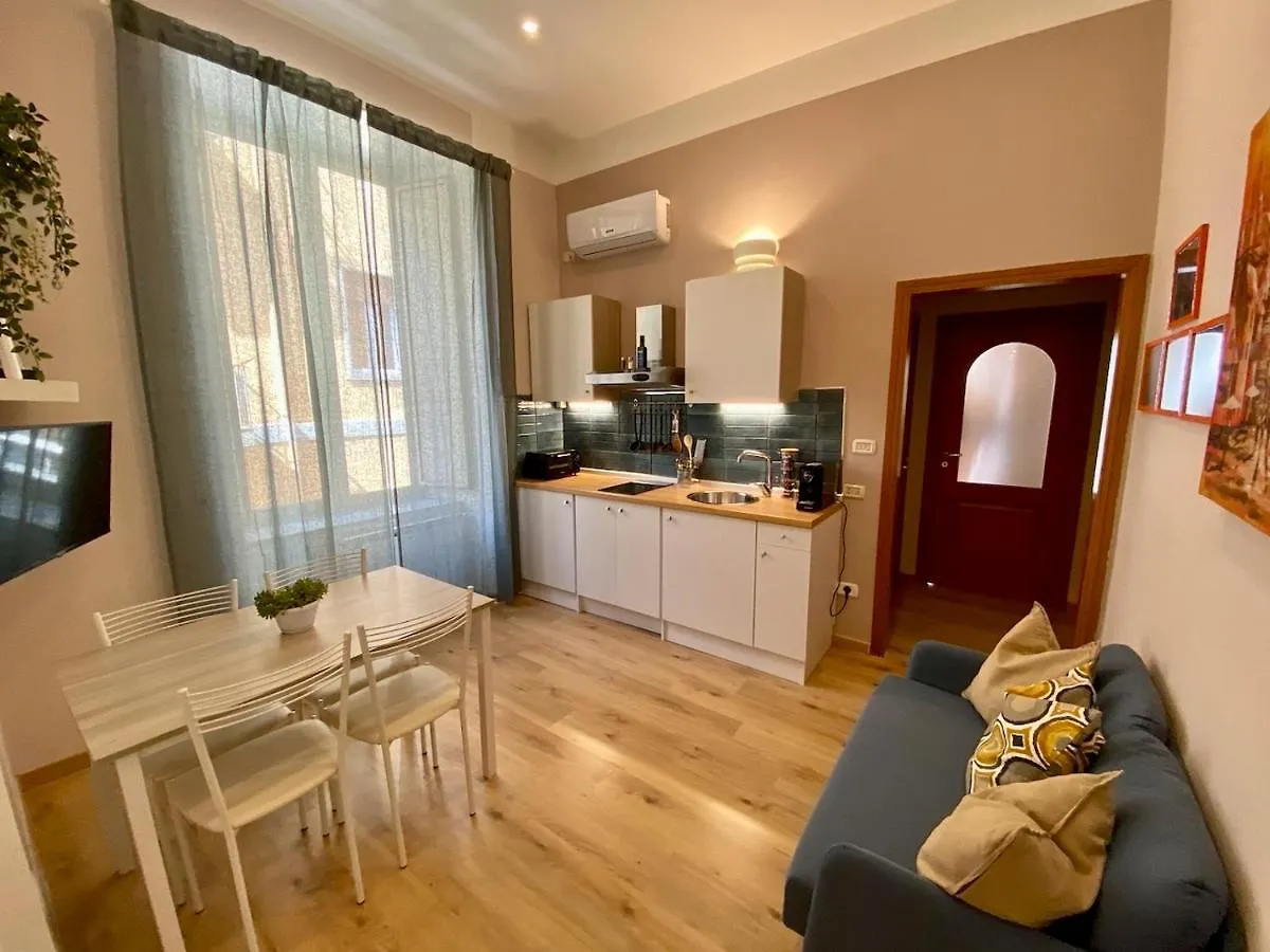 Casa Giro Apartment Naples 0*,